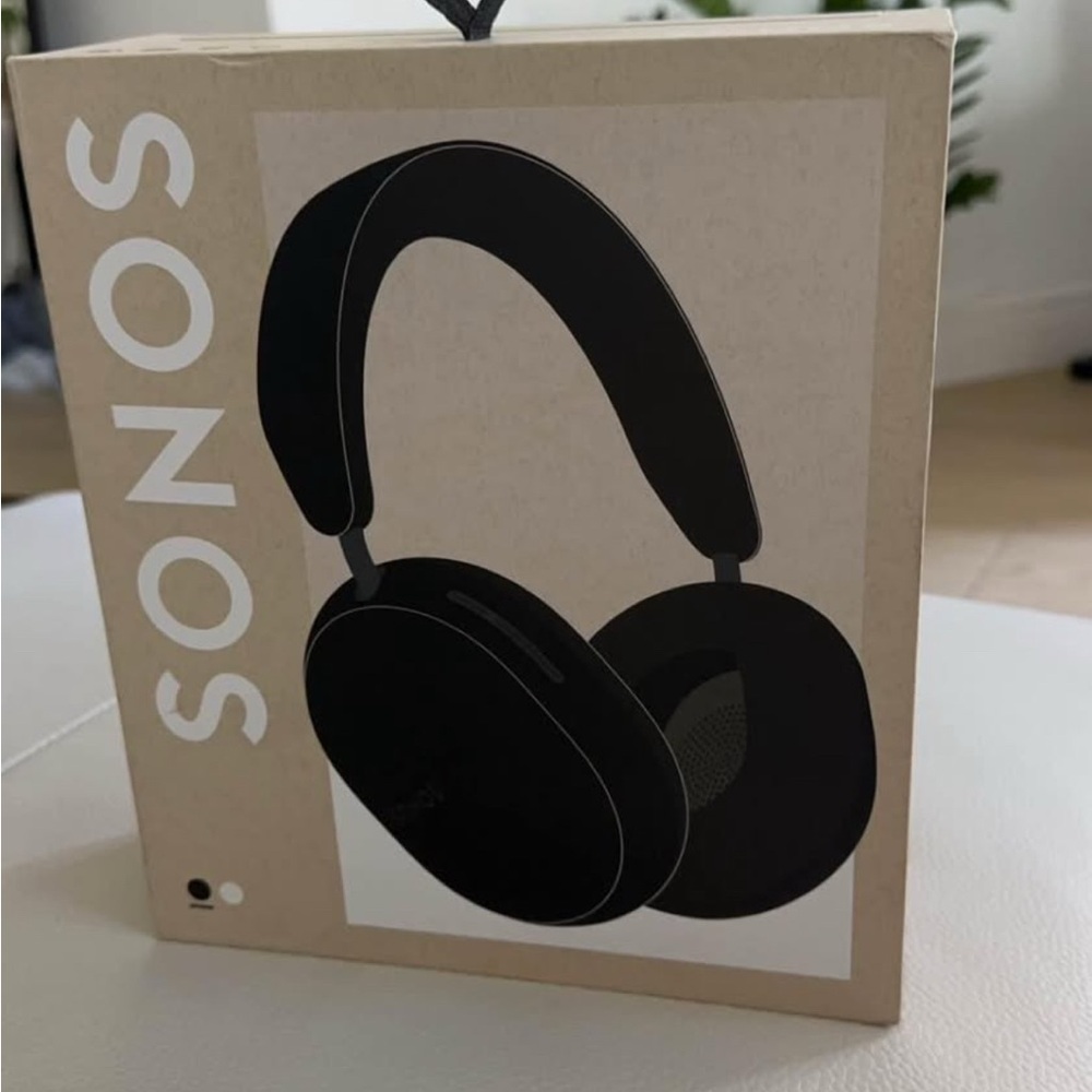 NEW Sonos Black Wireless ACE Headphones